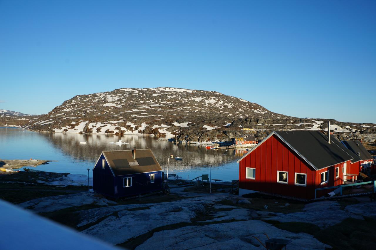 Hotel Nordlys Oqaatsut Eksteriør billede