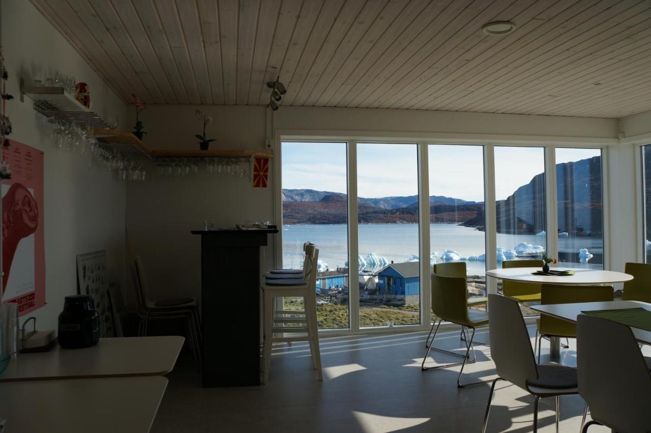 Hotel Nordlys Oqaatsut Eksteriør billede
